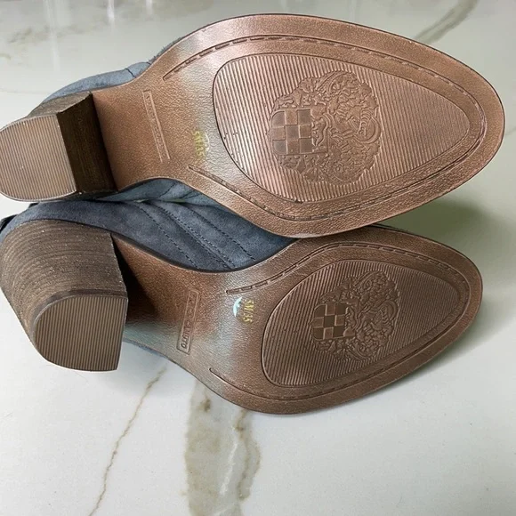 Vince Camuto Francia boot. - Picture 5 of 6